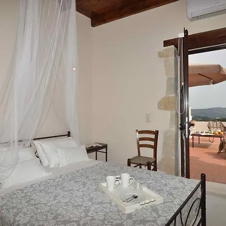 Christini A Luxury With Amazing Views Tzitzifés